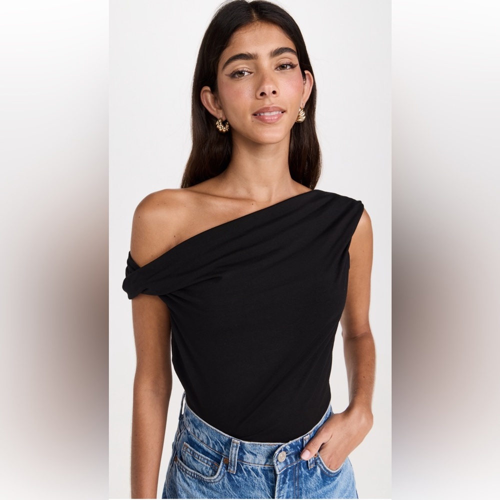 Reformation Top
